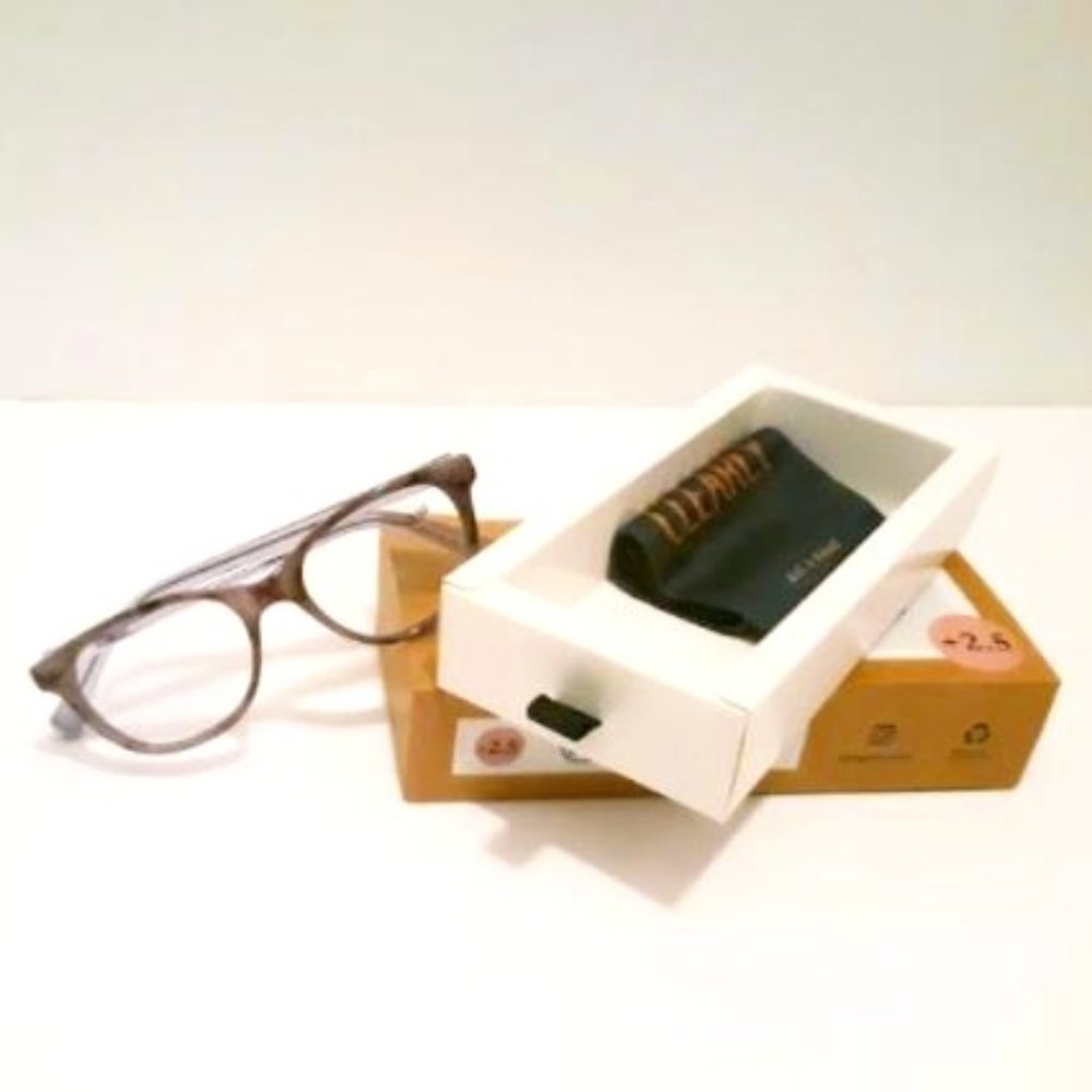 New ZiGi & MARAiS Reading Glasses +2.5